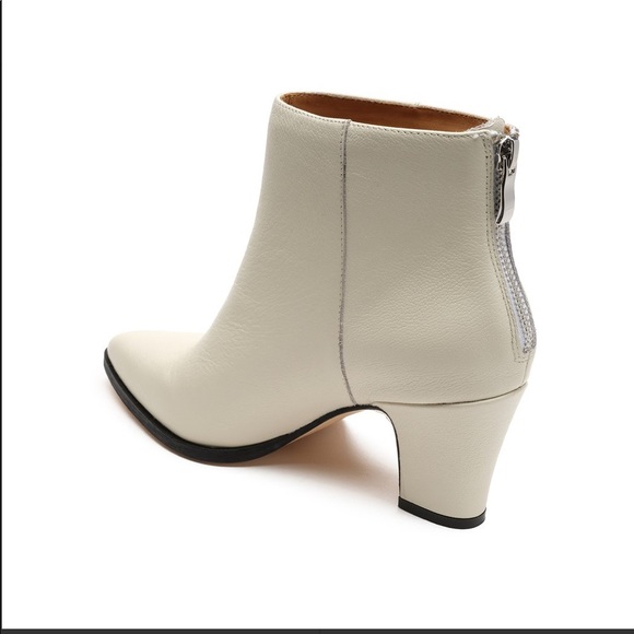 Bill Blass Payton White Goat Leather Bootie - Picture 4 of 7